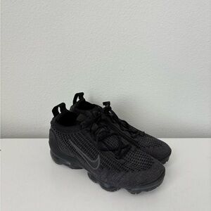 Nike Kids Black Sneakers